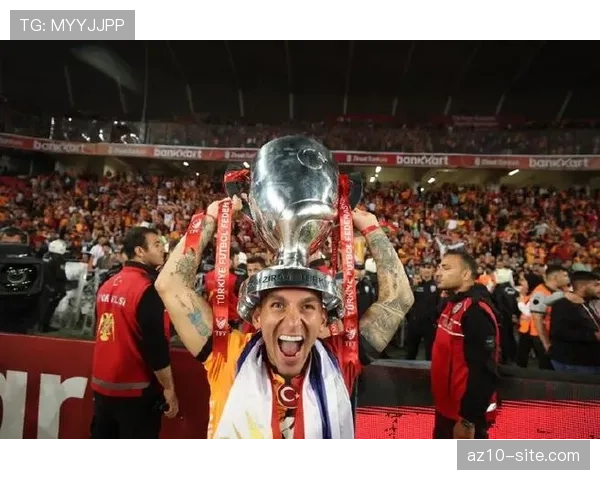 加拉塔萨雷第36轮3比0胜开塞利体育 提前夺得土超冠军