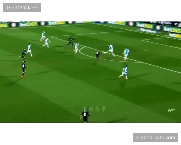 成都蓉城新援茹萨后腰屏障 巴西人防守覆盖与出球能力解放罗慕洛前插